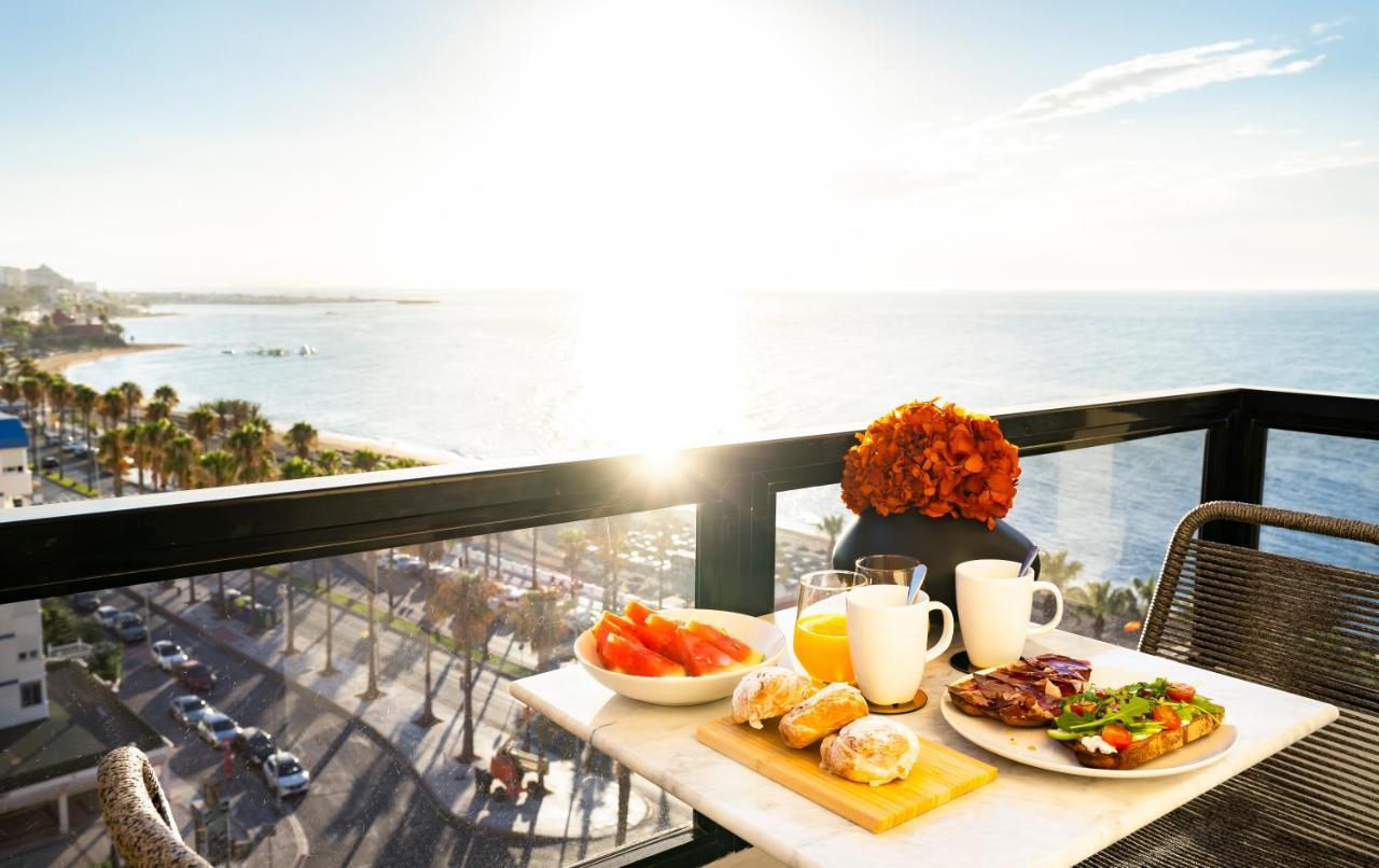 Aloha Apartamentos - Primera Linea De Playa - Vista Al Mar Беналмадена Екстериор снимка