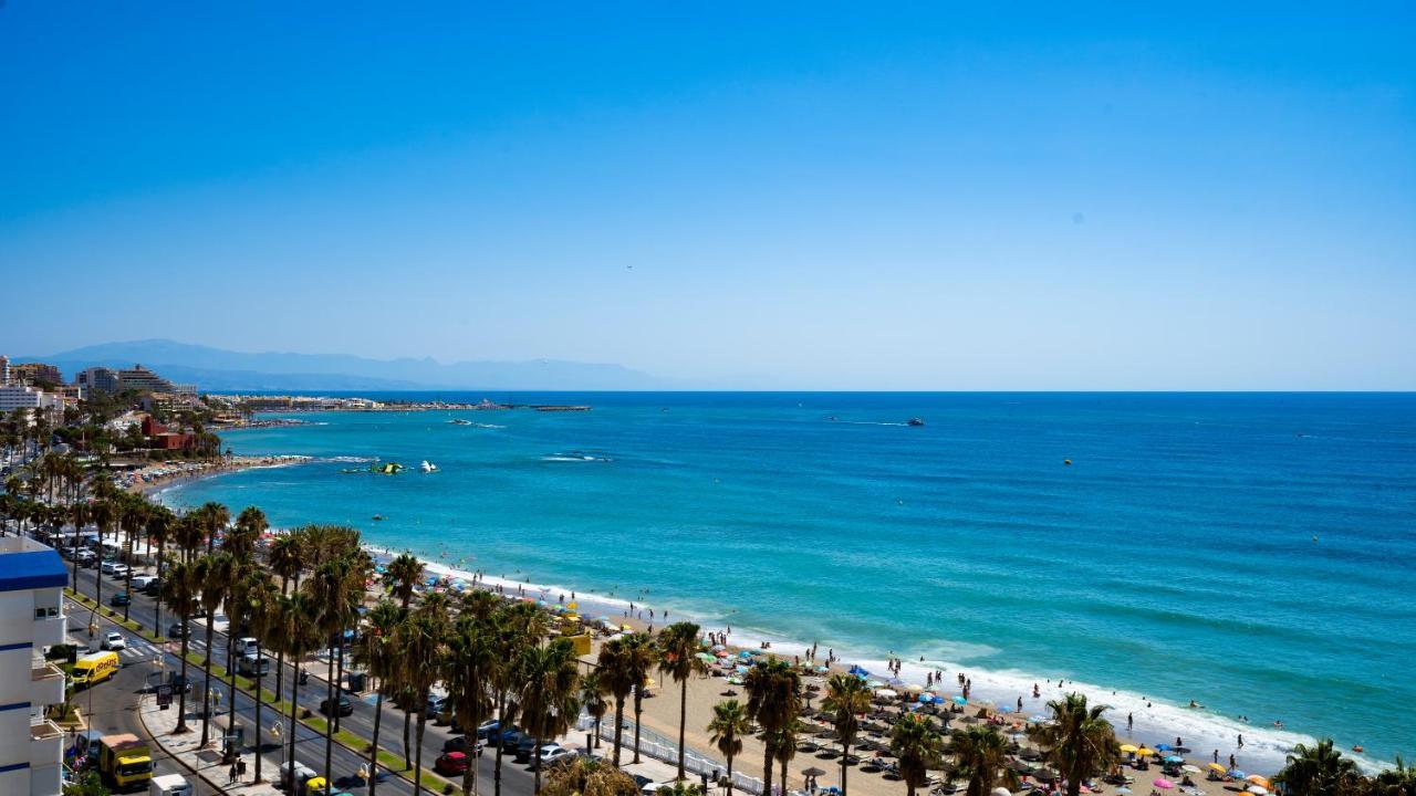 Aloha Apartamentos - Primera Linea De Playa - Vista Al Mar Беналмадена Екстериор снимка
