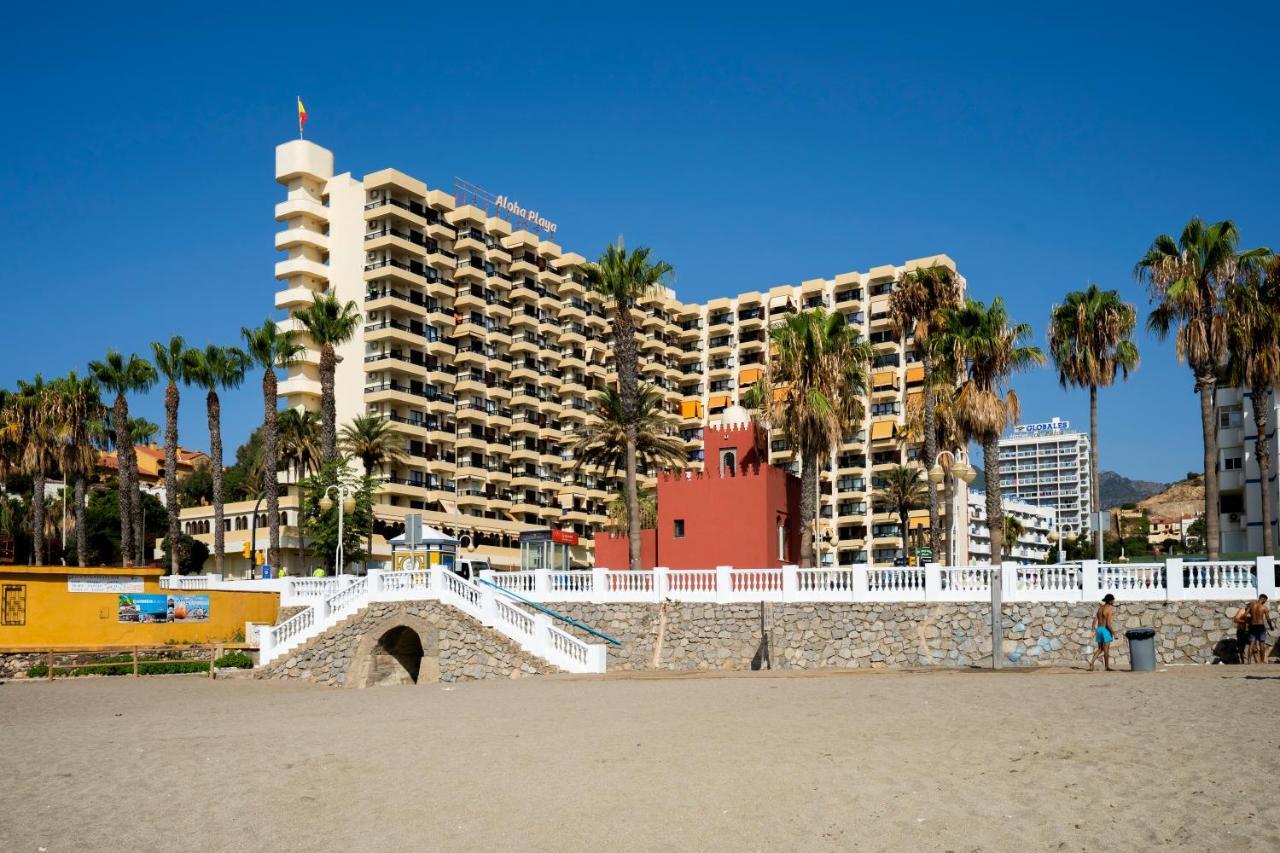 Aloha Apartamentos - Primera Linea De Playa - Vista Al Mar Беналмадена Екстериор снимка